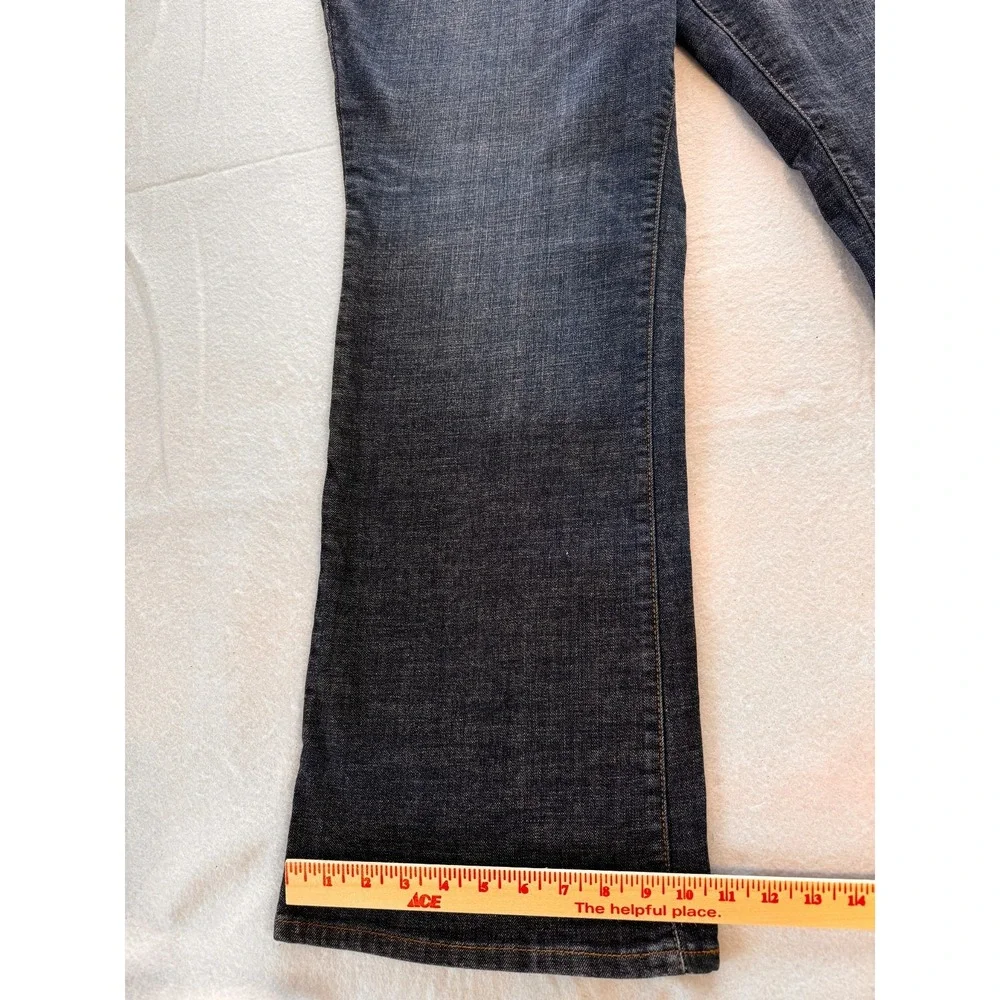 Levis Women 22 M Bootcut 580 Jeans Dark Wash Embellished Pocket detail 30 Inseam - Picture 3 of 12